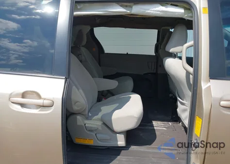 2011 Toyota Sienna Le V6 из США, поврежденный, VIN 5TDKK3DCXBS039123